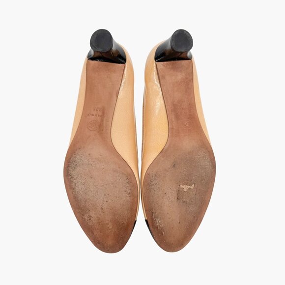 Chanel Beige CC Cap Toe Kitten Pumps Size 39.5 US 8.5-9 Two Tone Low Heel Bow - Picture 13 of 16